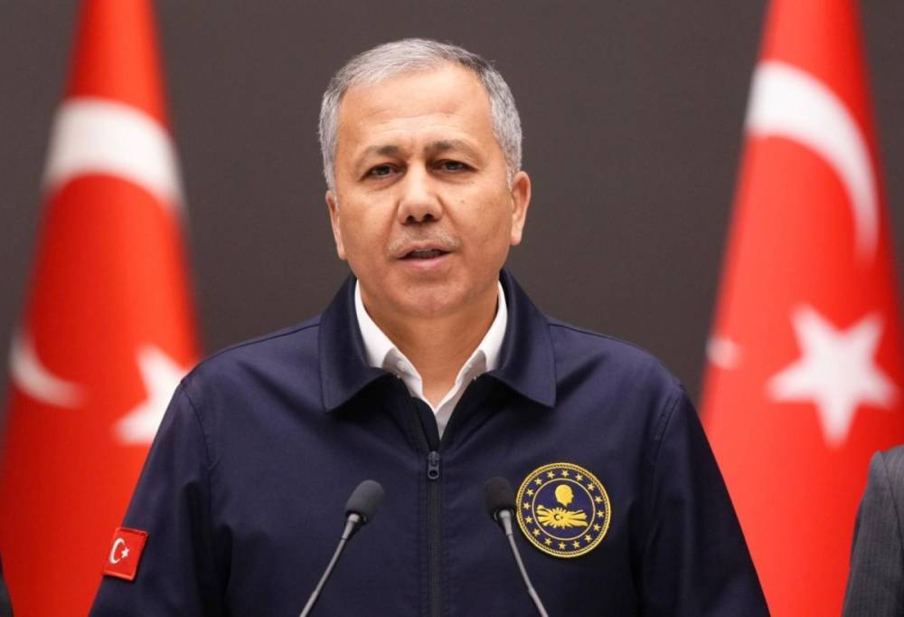 Bakan Yerlikaya: &lsquo;Akan trafikte yarışa ve makas atmaya asla m&uuml;samaha g&ouml;stermeyeceğiz&rsquo;  - Videolu Haber