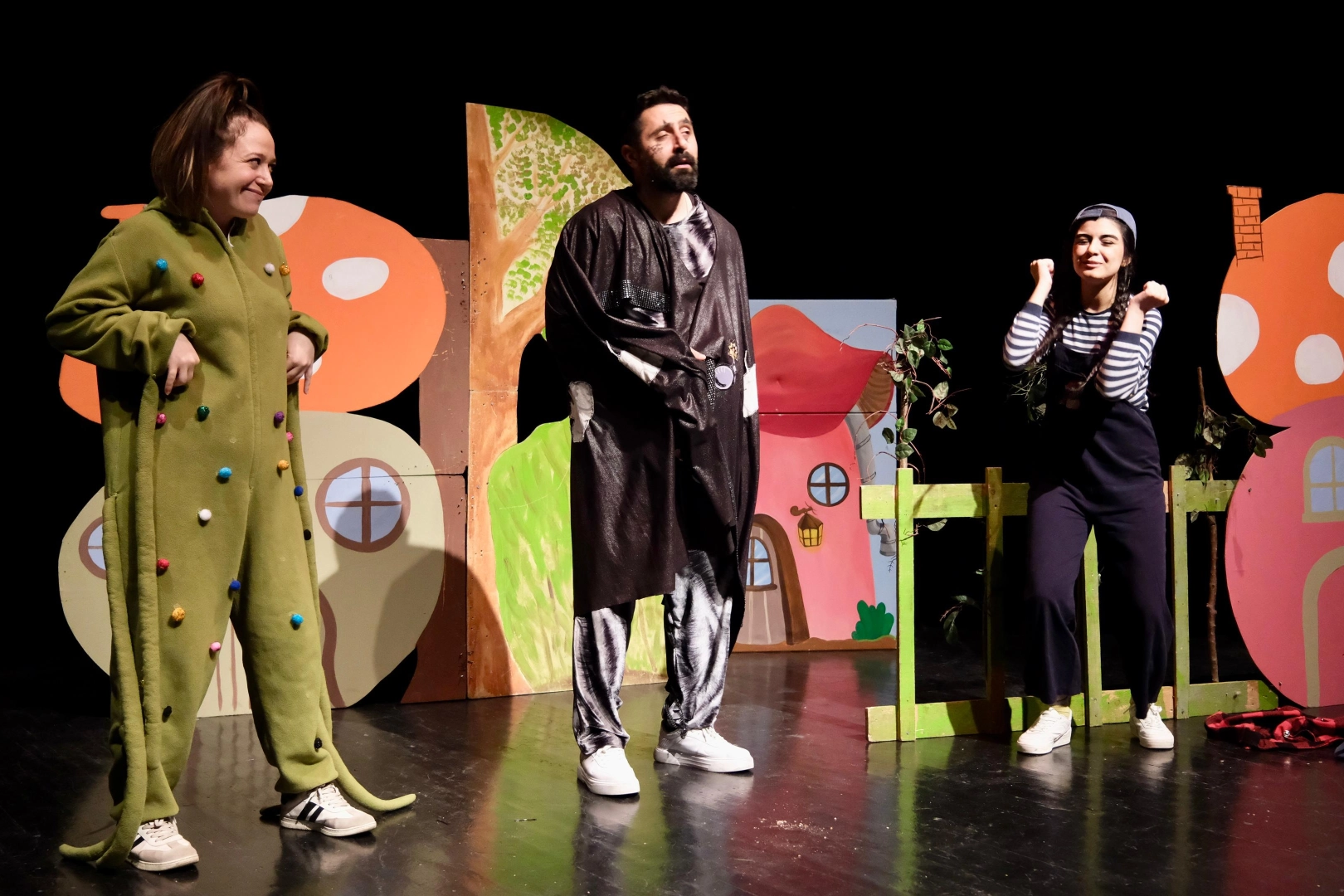 Bursa Yıldırım'da &ccedil;ocuklar "Aliş'in Maceraları" ile buluştu