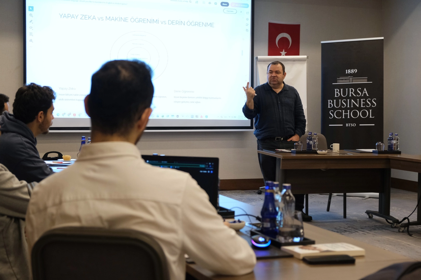 Bursa'da iş d&uuml;nyasının d&ouml;n&uuml;ş&uuml;m&uuml;ne y&ouml;n veriyor