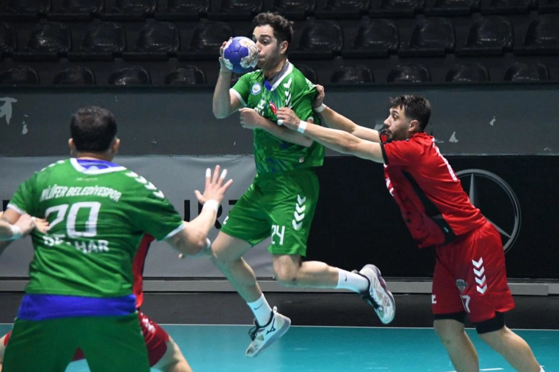 Nil&uuml;fer Belediyespor deplasmandan galibiyetle d&ouml;nd&uuml;