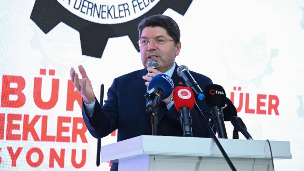 Bakan Yılmaz Tun&ccedil;: &lsquo;Avukatlar, yalnızca hakkı değil adalete g&uuml;veni de savunmalı&rsquo; 