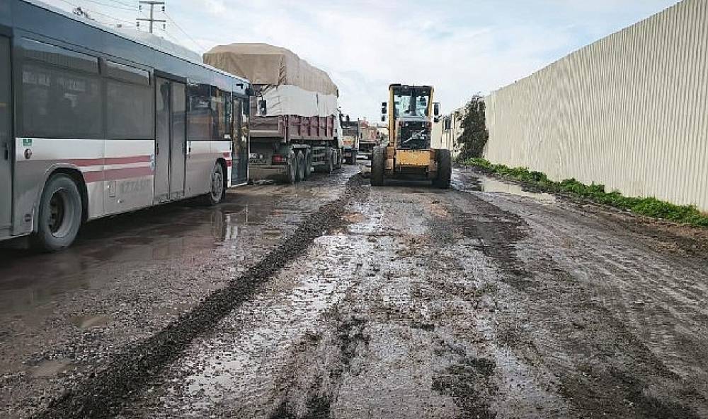 B&uuml;y&uuml;kşehir, aşırı yağış sonrası kapanan yolları bir bir a&ccedil;ıyor