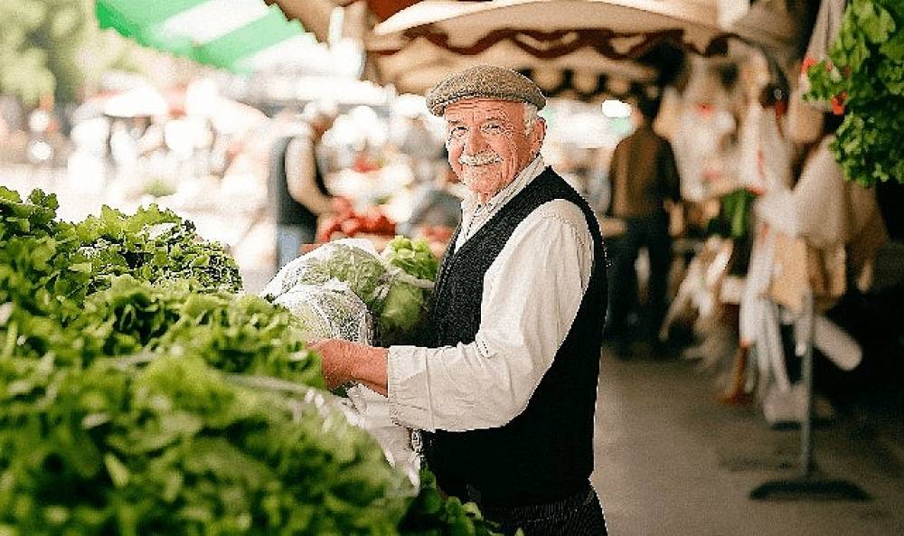 İBB'den emeklilere pazar desteği: &ouml;demeler Ramazan ayında