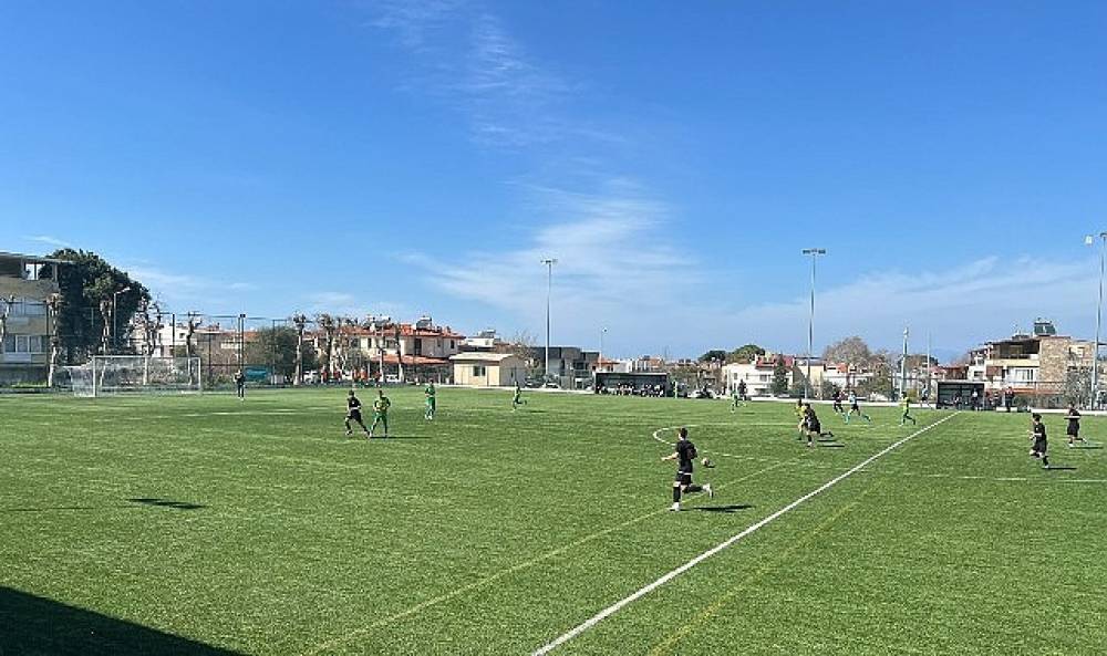 Edremitspor'dan bol goll&uuml; galibiyet