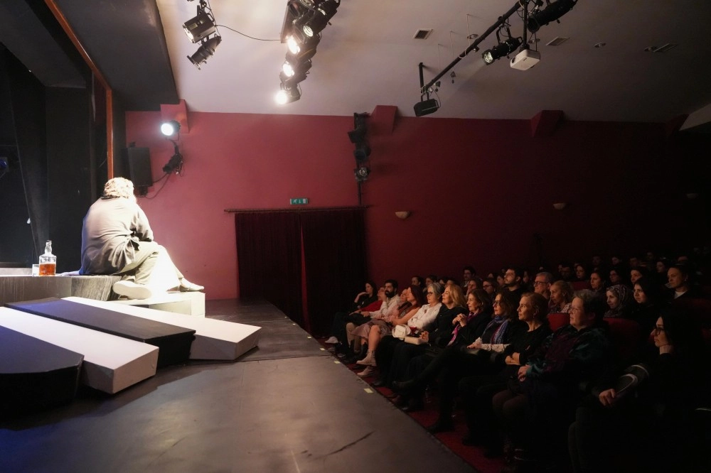 Alzheimer temalı &lsquo;Unutmak&rsquo; oyunu Eskişehir&rsquo;de sahnelendi