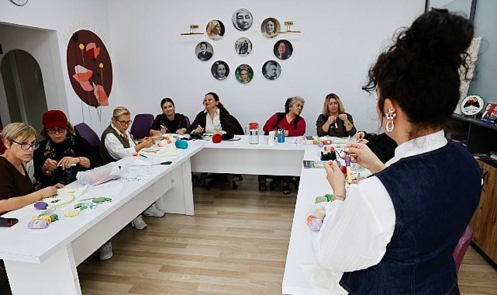  Kadın Danışma Merkezi'nde &ldquo;Punch At&ouml;lyesi"