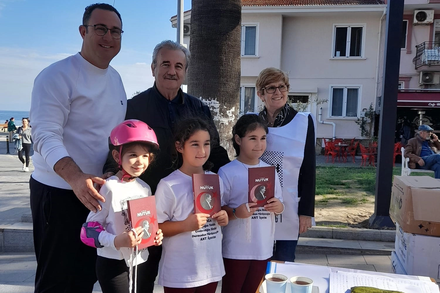 Çocukların Atatürk sevgisine ADD Mudanya'dan Nutuk hediyesi