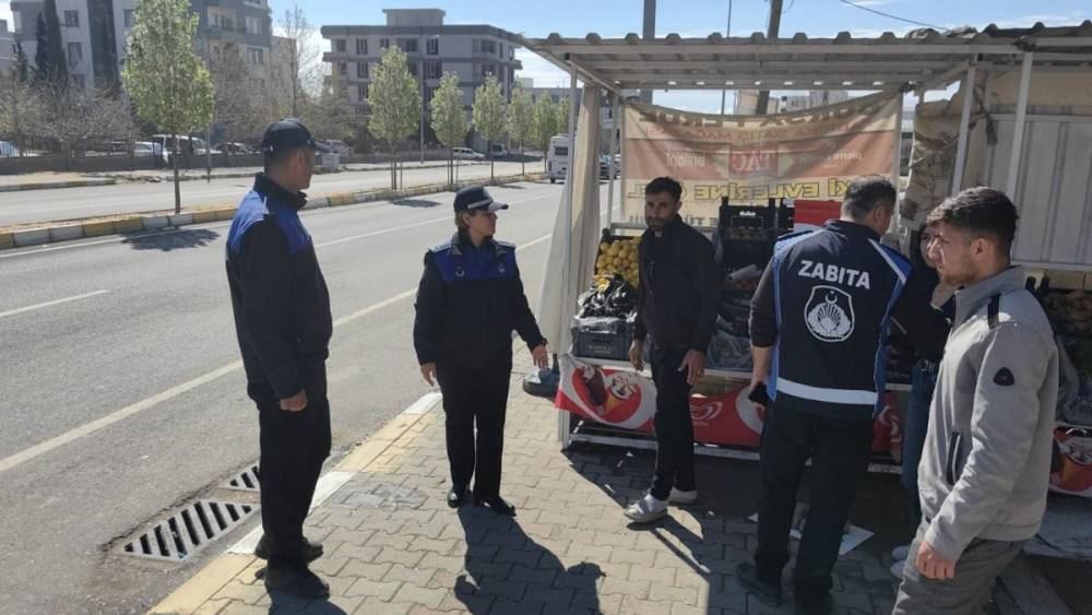Adıyaman Belediyesi&rsquo;nden kaldırım işgali ve hijyen denetimi 