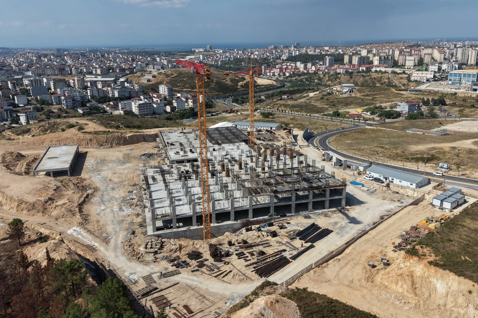 &Ccedil;ayırova Devlet'te &ccedil;alışmalar tam gaz
