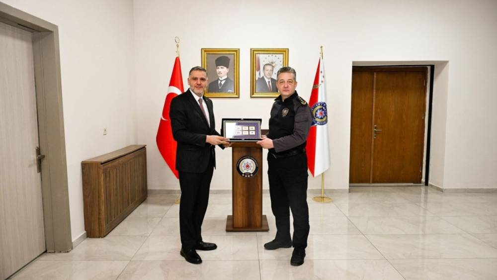 TSK G&uuml;&ccedil;lendirme Vakfı Genel M&uuml;d&uuml;r&uuml; Top&ccedil;u&rsquo;dan Adıyaman İl Emniyet M&uuml;d&uuml;rl&uuml;ğ&uuml;&rsquo;ne ziyaret 