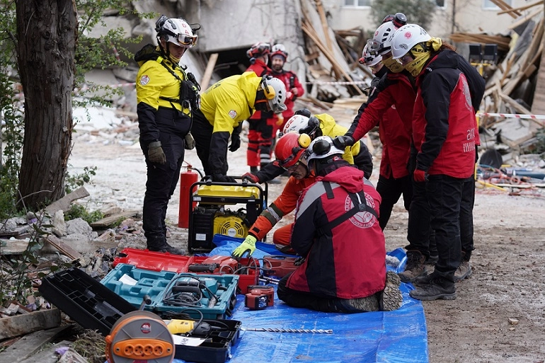 İstanbul Beylikd&uuml;z&uuml;&rsquo;nde ger&ccedil;eği aratmayan tatbikat
