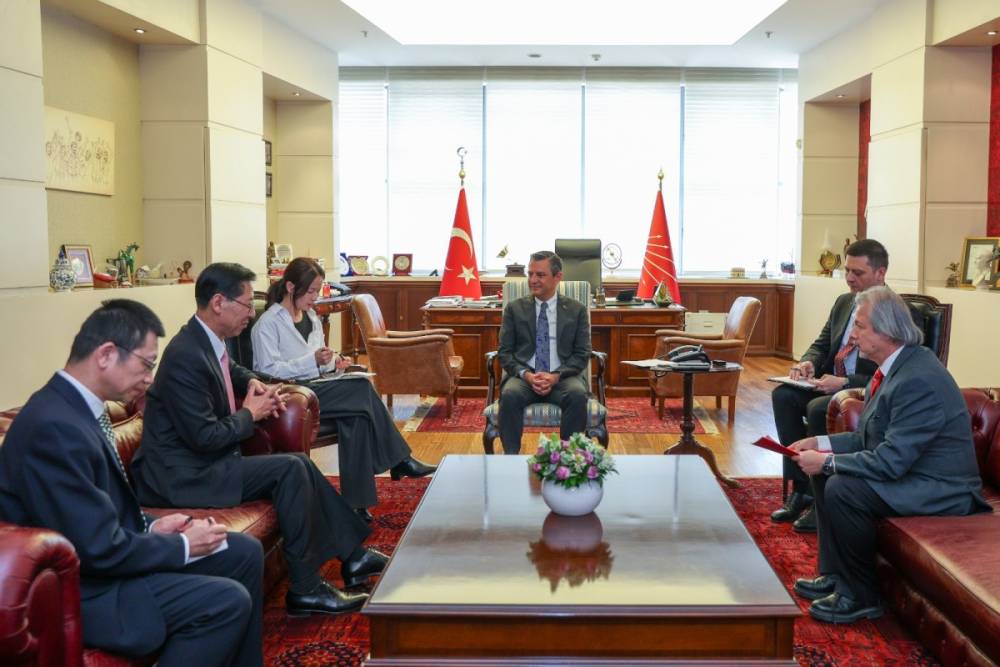 CHP Genel Başkanı Özgür Özel, Çin Büyükelçisi Liu Shaolin ile bir araya geldi 