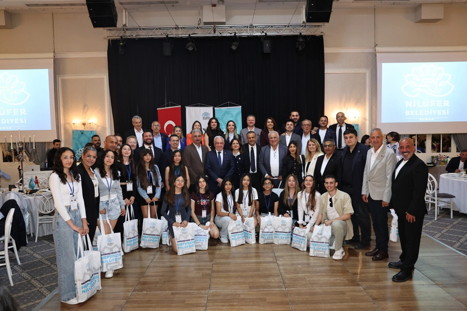 Kardeş kentler Bursa Nil&uuml;fer&rsquo;de buluştu