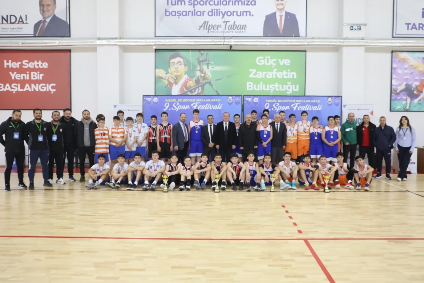 Bursa İneg&ouml;l&rsquo;de Spor Festivalinde potanın yıldızları &ouml;d&uuml;llerini aldı