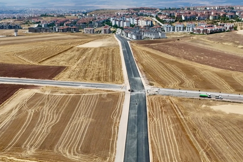 &nbsp;Eskişehir&rsquo;de Kartopu Caddesi Yaşar Kemal Bulvarı&rsquo;na bağlandı