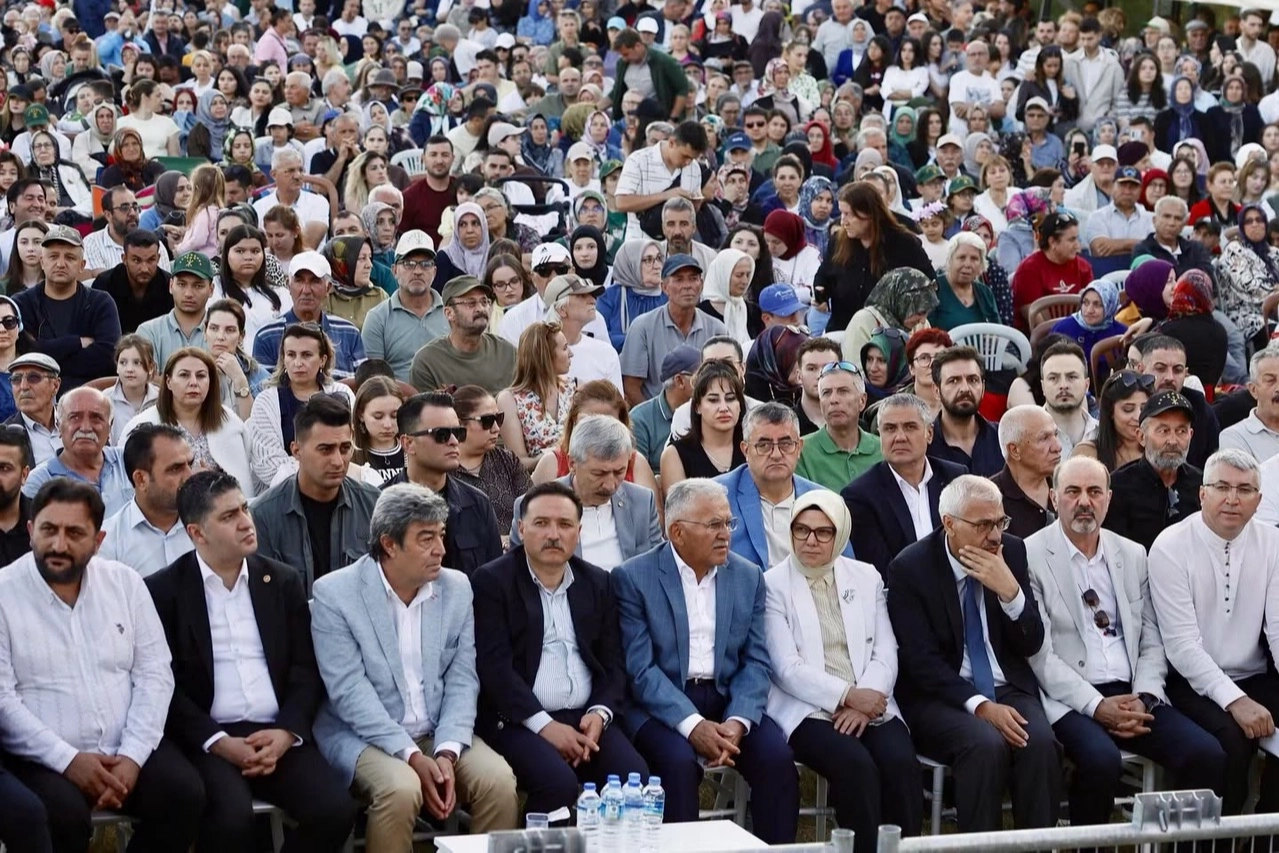 Kayseri'de Uluslararası Uzunyayla &Ccedil;erkes K&uuml;lt&uuml;r Festivali coşkusu