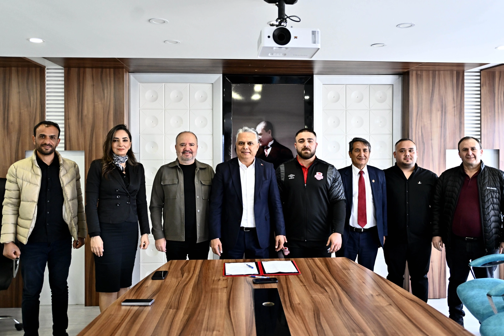 Muratpaşa&rsquo;ya taze kan: Osman Kan