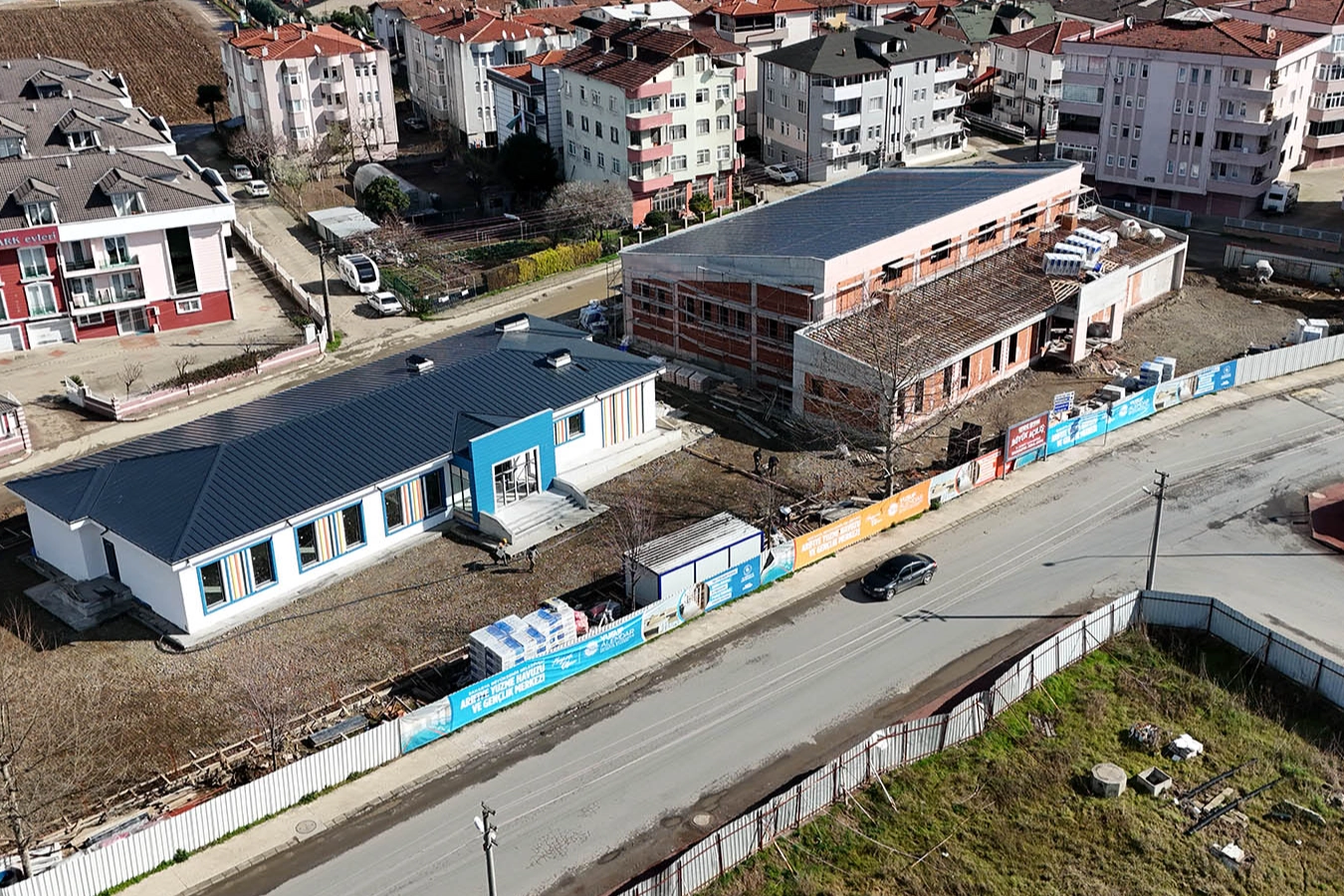 Sakarya Arifiye Y&uuml;zme Havuzu ve Gen&ccedil;lik Merkezi g&uuml;n sayıyor