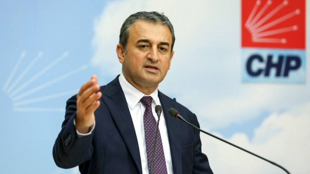 CHP Genel Başkan Yardımcısı Burhanettin Bulut’tan ‘Tasarrufu saraydan başlatın’ çağrısı 