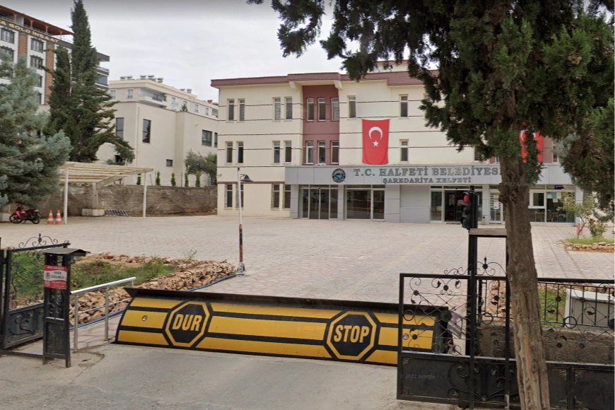 Halfeti Belediyesi&rsquo;ne operasyon: 49 g&ouml;zaltı!