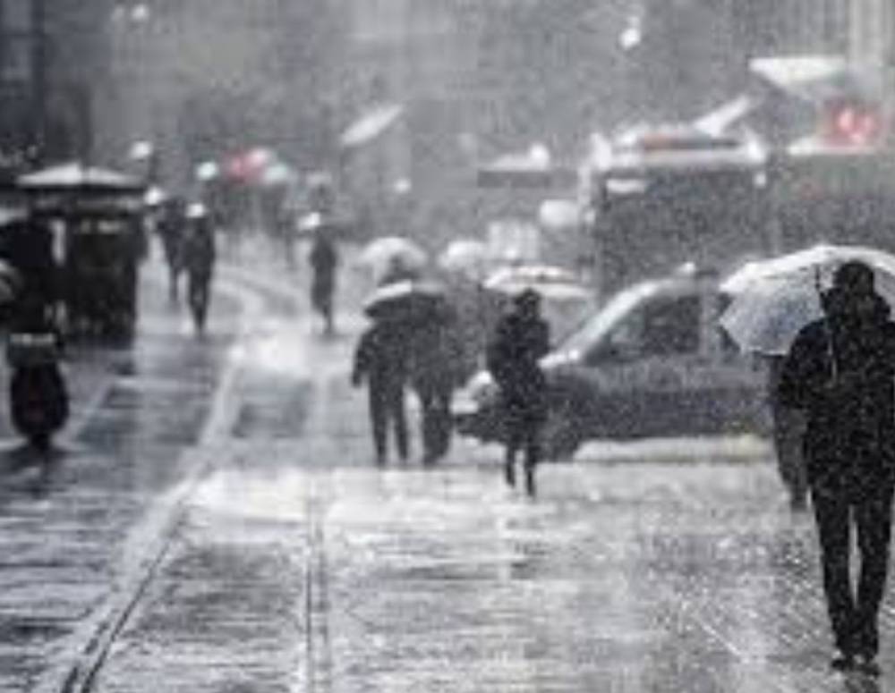 Meteoroloji 32 il için sağanak uyarısı verdi: Antalya’da sarı alarm 