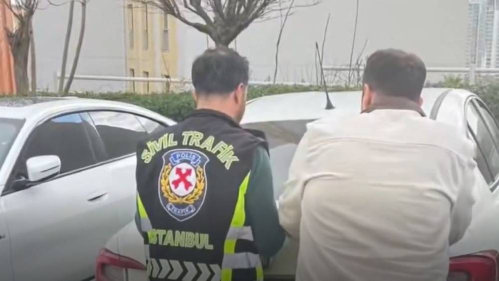 Bakan Yerlikaya: &lsquo;Trafikte saldırganlığa 180 bin lira ceza geliyor&rsquo; 