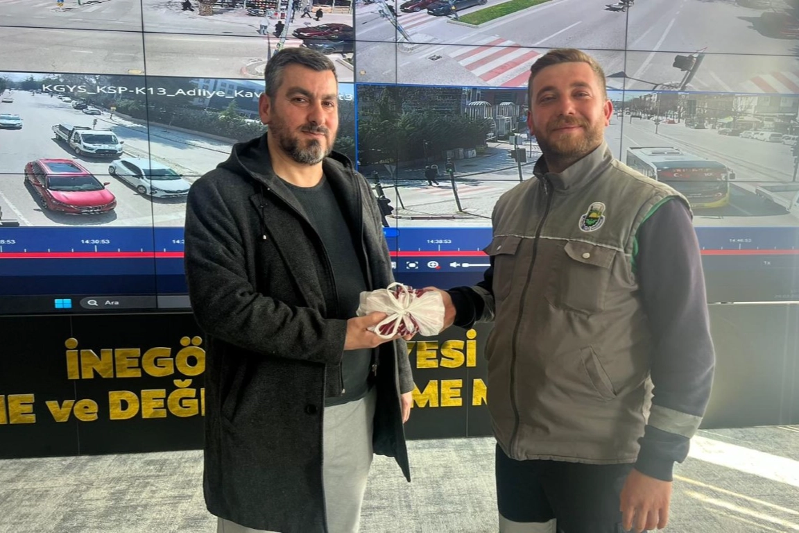 İneg&ouml;l Belediyesi personelinden &ouml;rnek davranış