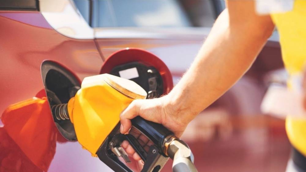 Benzin ve motorinde indirim beklentisi: Cuma gününden itibaren geçerli olabilir 