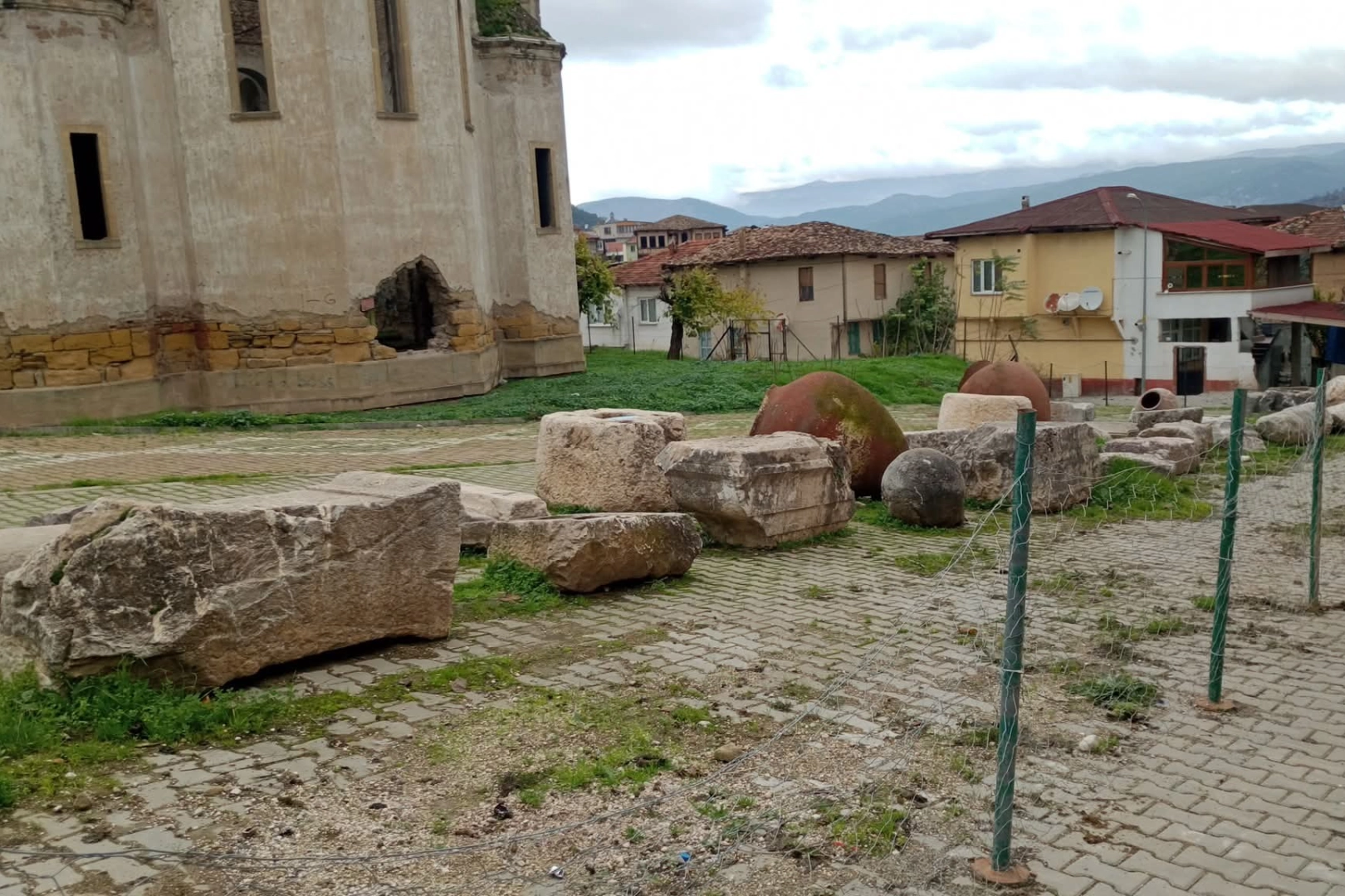 Bilecik&rsquo;te 1800 yıllık k&uuml;pler g&uuml;n y&uuml;z&uuml;ne &ccedil;ıktı