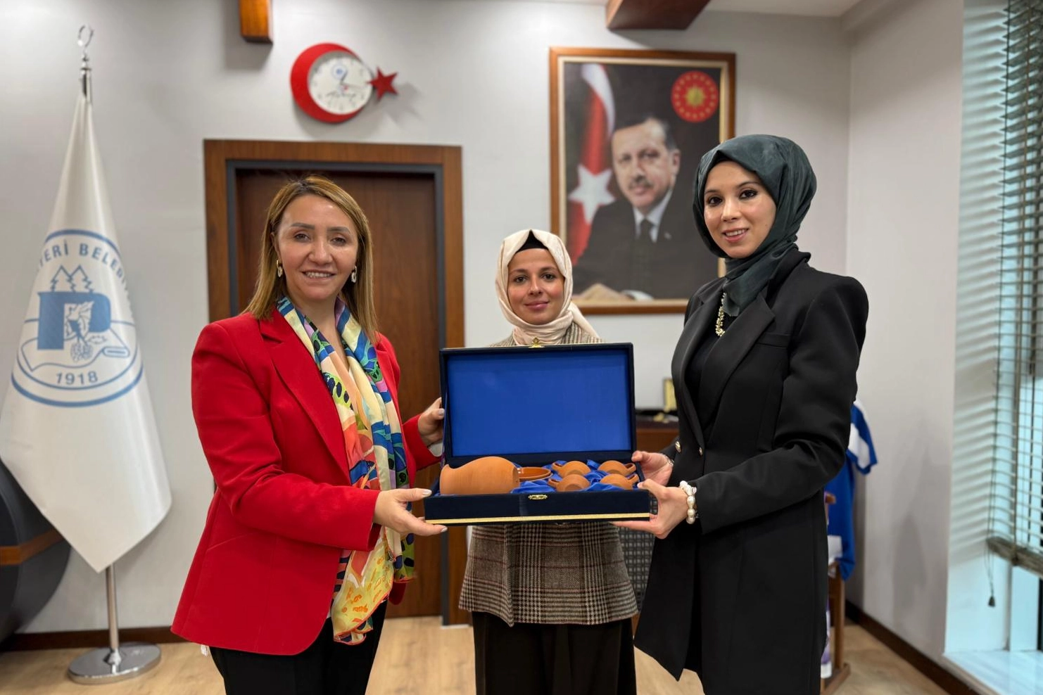 Bilecik Pazaryeri&rsquo;nde g&uuml;&ccedil;l&uuml; kadın dayanışması