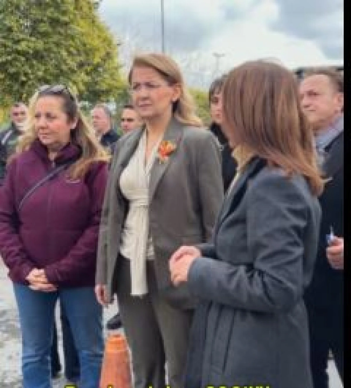 &Ouml;Z&Uuml;R DİLERİM AYŞEG&Uuml;L BAŞKAN